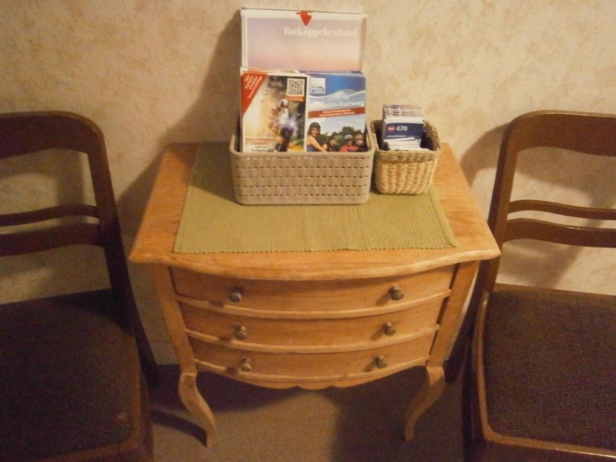 Ferienwohnung An Der Schlier Neuental Luaran gambar